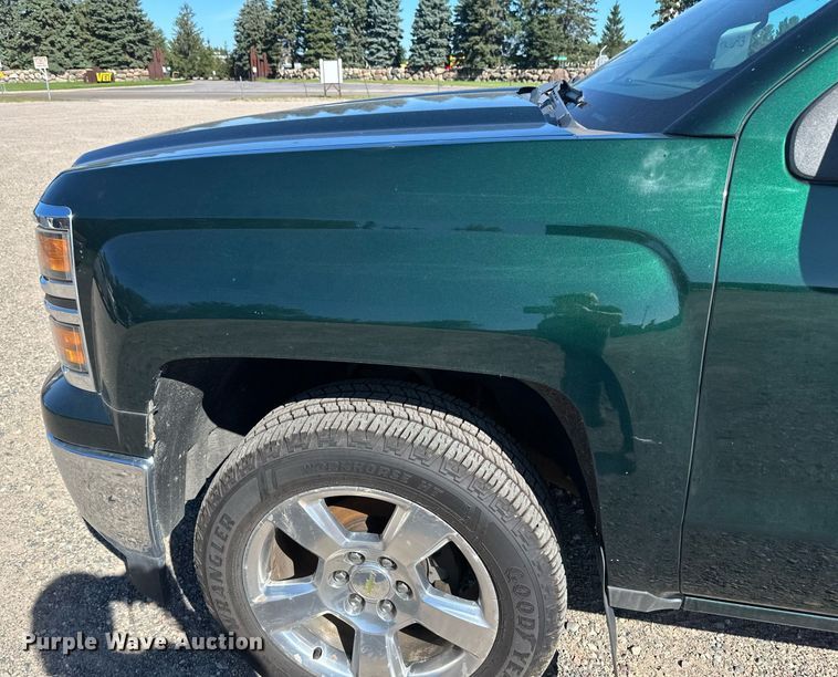 image for item DT6250 2015 Chevrolet Silverado 1500 Crew Cab pickup truck