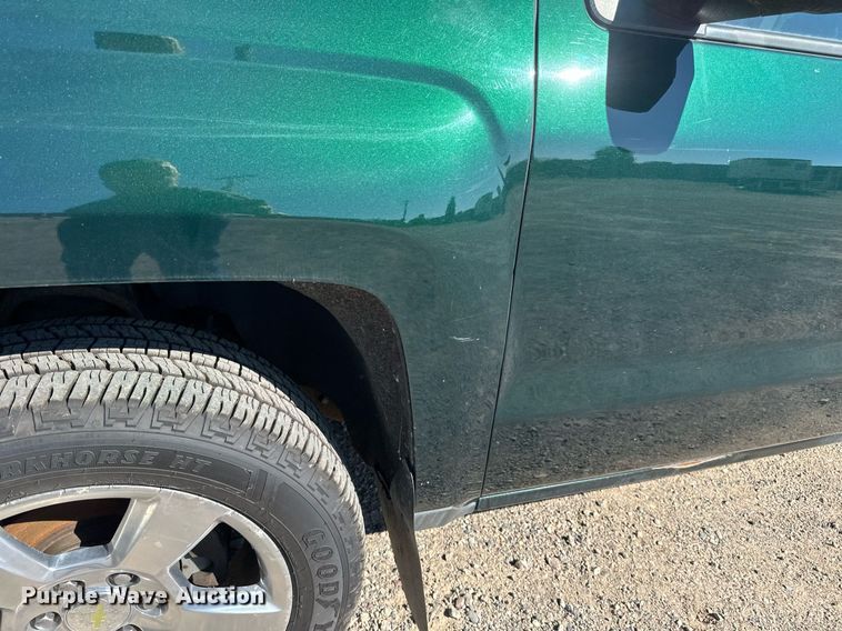 image for item DT6250 2015 Chevrolet Silverado 1500 Crew Cab pickup truck