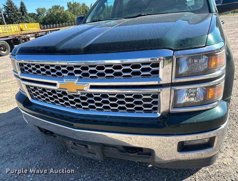 image for item DT6250 2015 Chevrolet Silverado 1500 Crew Cab pickup truck