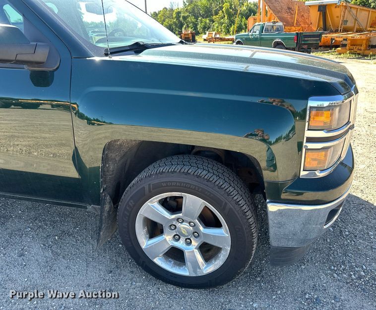 image for item DT6250 2015 Chevrolet Silverado 1500 Crew Cab pickup truck