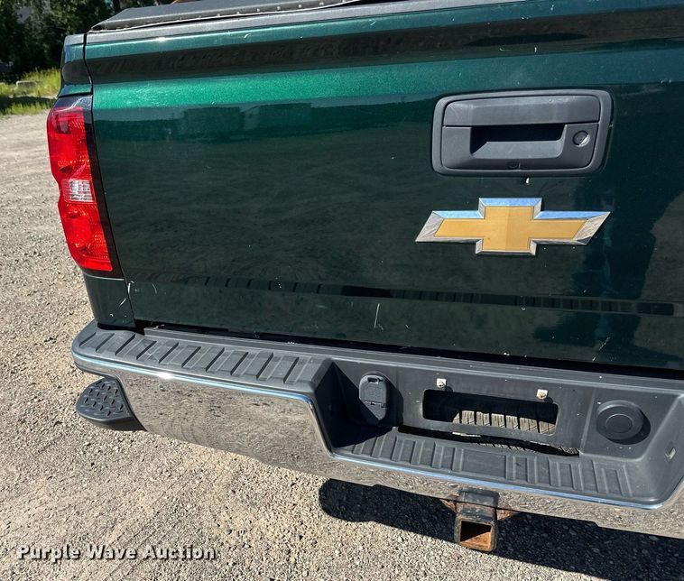 image for item DT6250 2015 Chevrolet Silverado 1500 Crew Cab pickup truck