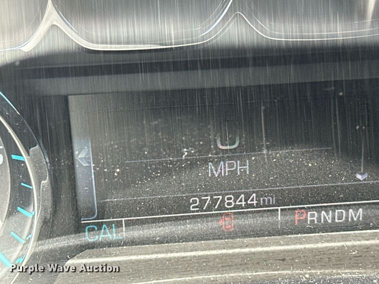 image for item DT6250 2015 Chevrolet Silverado 1500 Crew Cab pickup truck