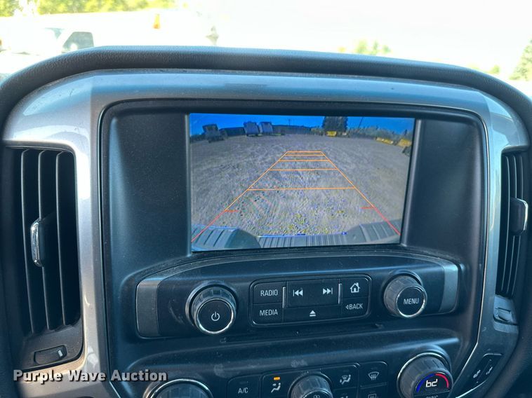 image for item DT6250 2015 Chevrolet Silverado 1500 Crew Cab pickup truck