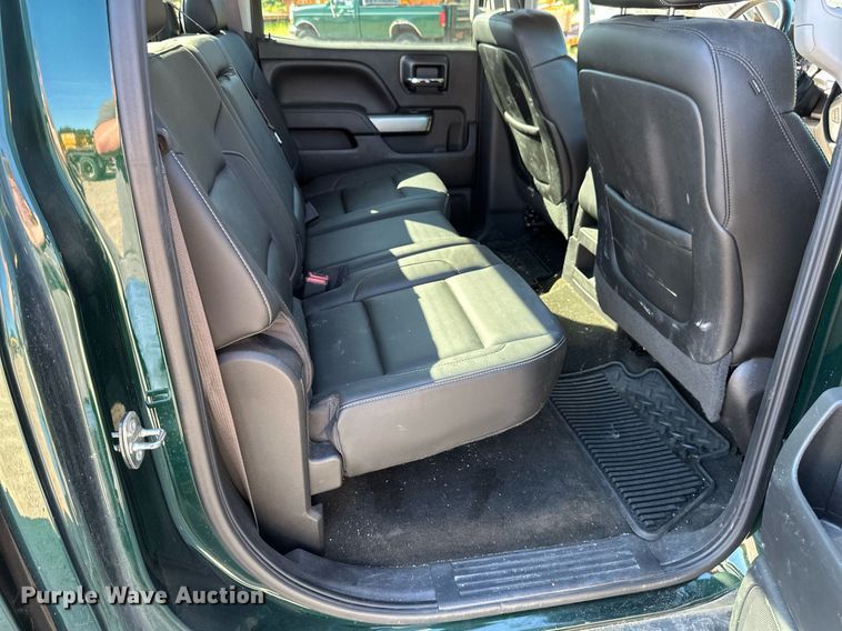 image for item DT6250 2015 Chevrolet Silverado 1500 Crew Cab pickup truck