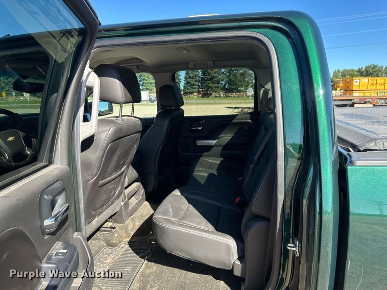 image for item DT6250 2015 Chevrolet Silverado 1500 Crew Cab pickup truck