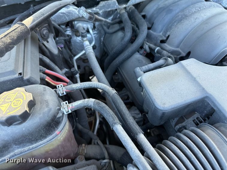 image for item DT6250 2015 Chevrolet Silverado 1500 Crew Cab pickup truck