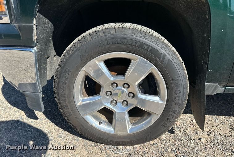 image for item DT6250 2015 Chevrolet Silverado 1500 Crew Cab pickup truck