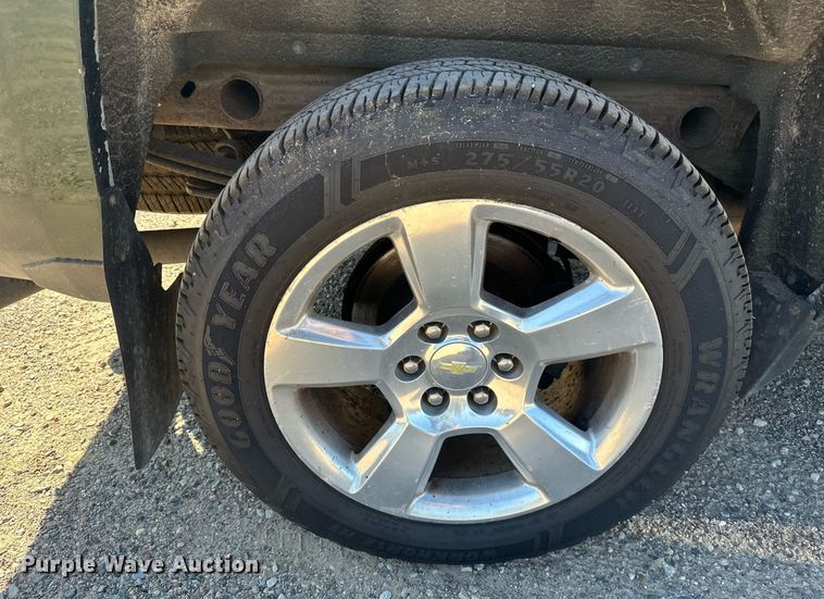 image for item DT6250 2015 Chevrolet Silverado 1500 Crew Cab pickup truck