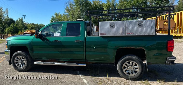 image for item DT6251 2016 Chevrolet Silverado 2500HD Double Cab pickup truck