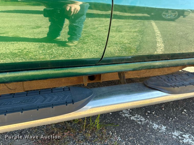 image for item DT6251 2016 Chevrolet Silverado 2500HD Double Cab pickup truck