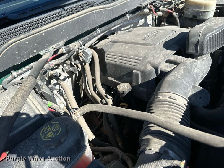 image for item DT6251 2016 Chevrolet Silverado 2500HD Double Cab pickup truck