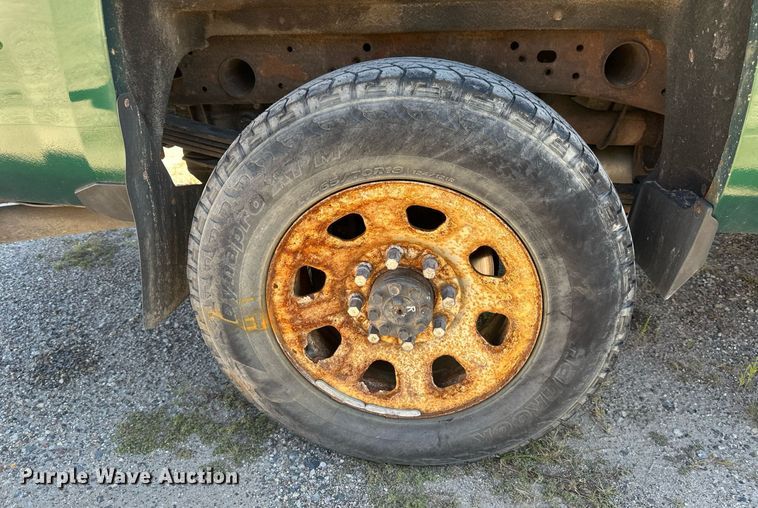 image for item DT6251 2016 Chevrolet Silverado 2500HD Double Cab pickup truck