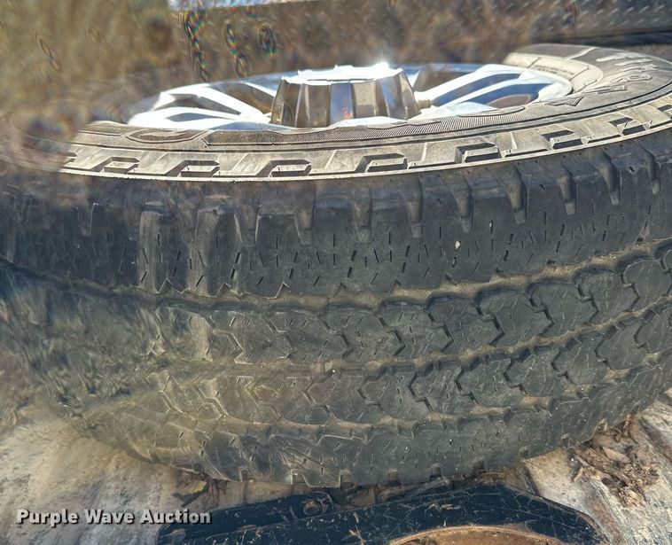 image for item DT6251 2016 Chevrolet Silverado 2500HD Double Cab pickup truck