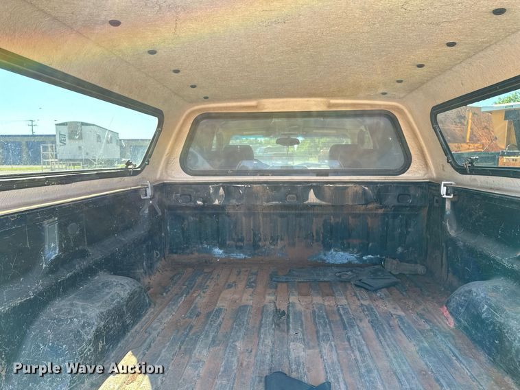 image for item DT6252 2013 Chevrolet Silverado 1500 Ext. Cab pickup truck