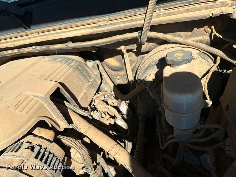 image for item DT6252 2013 Chevrolet Silverado 1500 Ext. Cab pickup truck