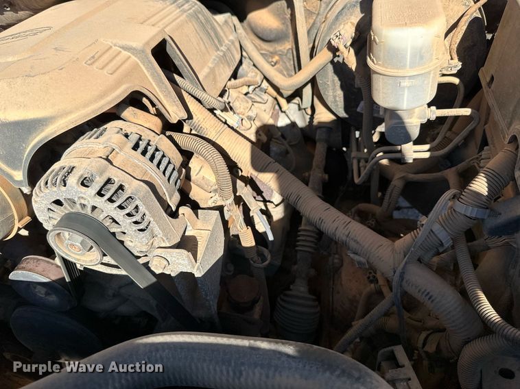 image for item DT6252 2013 Chevrolet Silverado 1500 Ext. Cab pickup truck