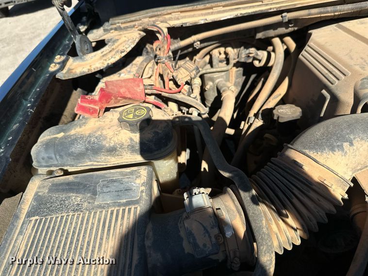 image for item DT6252 2013 Chevrolet Silverado 1500 Ext. Cab pickup truck