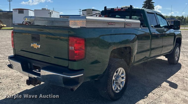 image for item DT6255 2016 Chevrolet Silverado 2500HD Double Cab pickup truck
