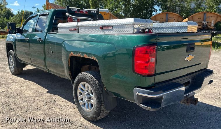 image for item DT6255 2016 Chevrolet Silverado 2500HD Double Cab pickup truck