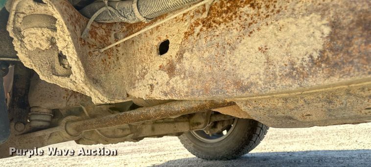 image for item DT6255 2016 Chevrolet Silverado 2500HD Double Cab pickup truck