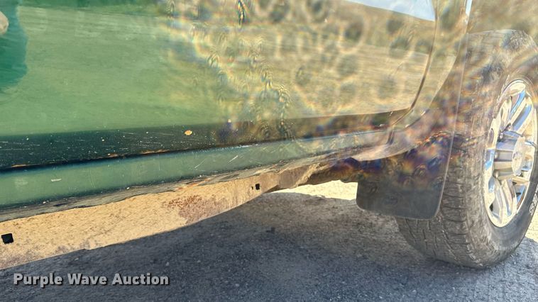 image for item DT6255 2016 Chevrolet Silverado 2500HD Double Cab pickup truck