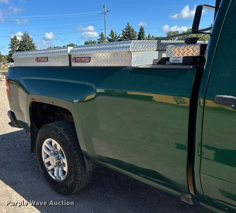 image for item DT6255 2016 Chevrolet Silverado 2500HD Double Cab pickup truck