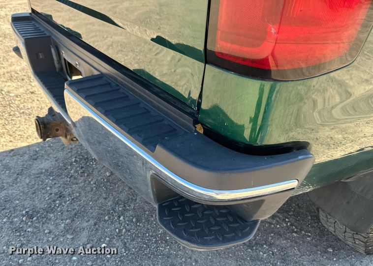 image for item DT6255 2016 Chevrolet Silverado 2500HD Double Cab pickup truck