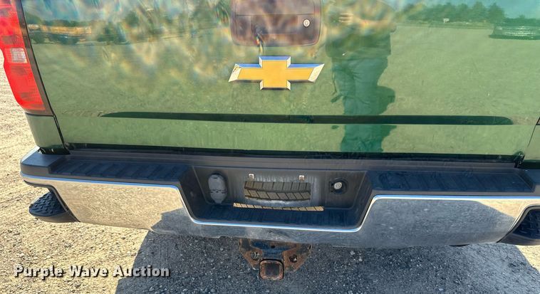 image for item DT6255 2016 Chevrolet Silverado 2500HD Double Cab pickup truck