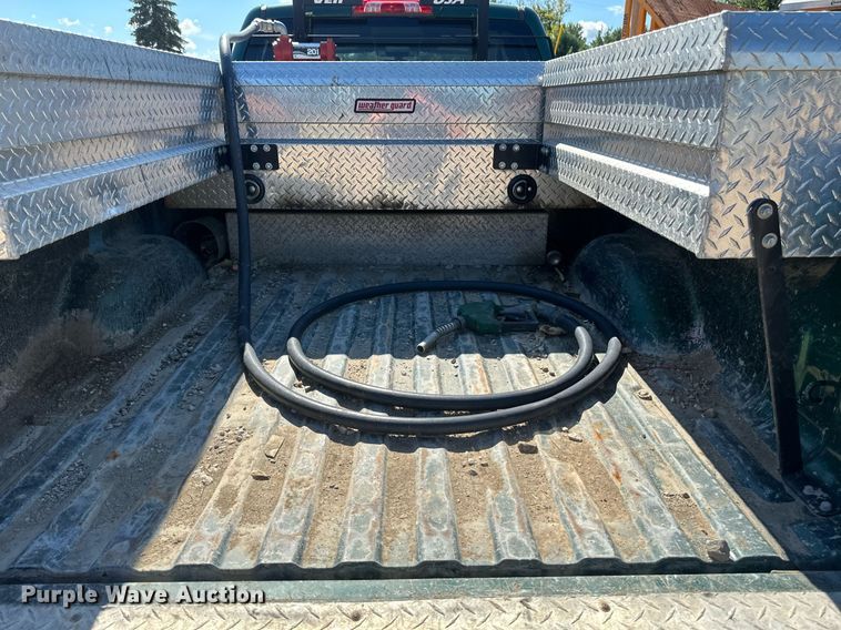 image for item DT6255 2016 Chevrolet Silverado 2500HD Double Cab pickup truck