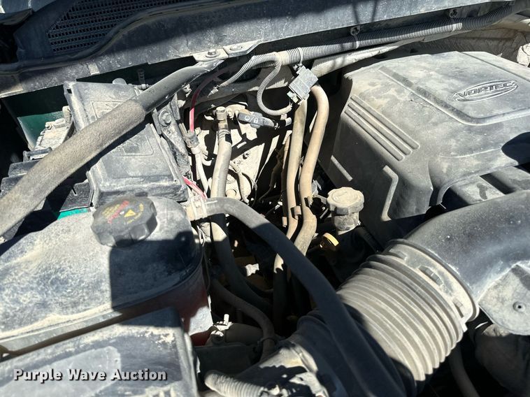 image for item DT6255 2016 Chevrolet Silverado 2500HD Double Cab pickup truck