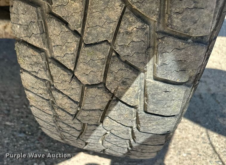 image for item DT6255 2016 Chevrolet Silverado 2500HD Double Cab pickup truck