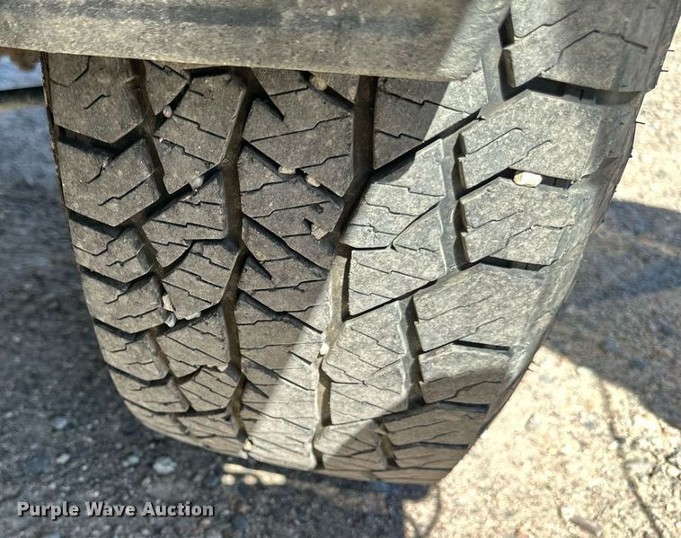 image for item DT6255 2016 Chevrolet Silverado 2500HD Double Cab pickup truck