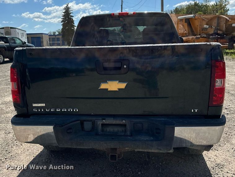 image for item DT6256 2012 Chevrolet Silverado 1500 Ext. Cab pickup truck