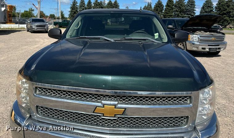image for item DT6256 2012 Chevrolet Silverado 1500 Ext. Cab pickup truck