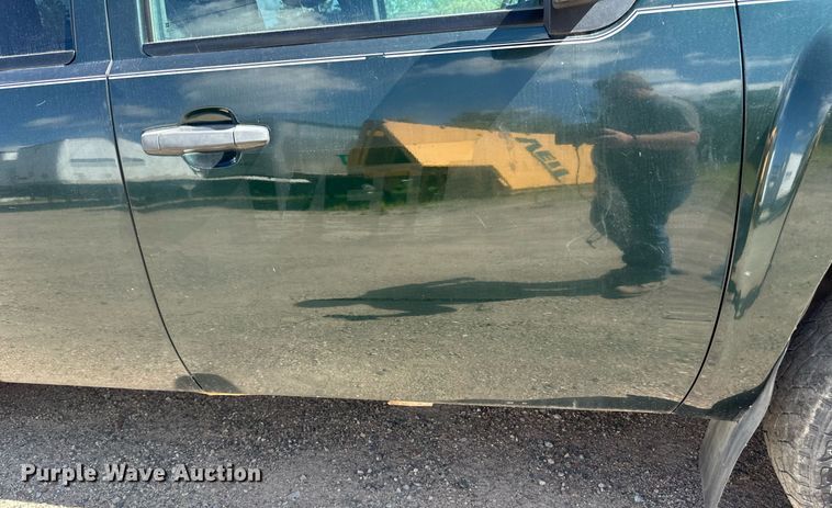 image for item DT6256 2012 Chevrolet Silverado 1500 Ext. Cab pickup truck