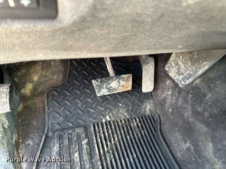 image for item DT6256 2012 Chevrolet Silverado 1500 Ext. Cab pickup truck