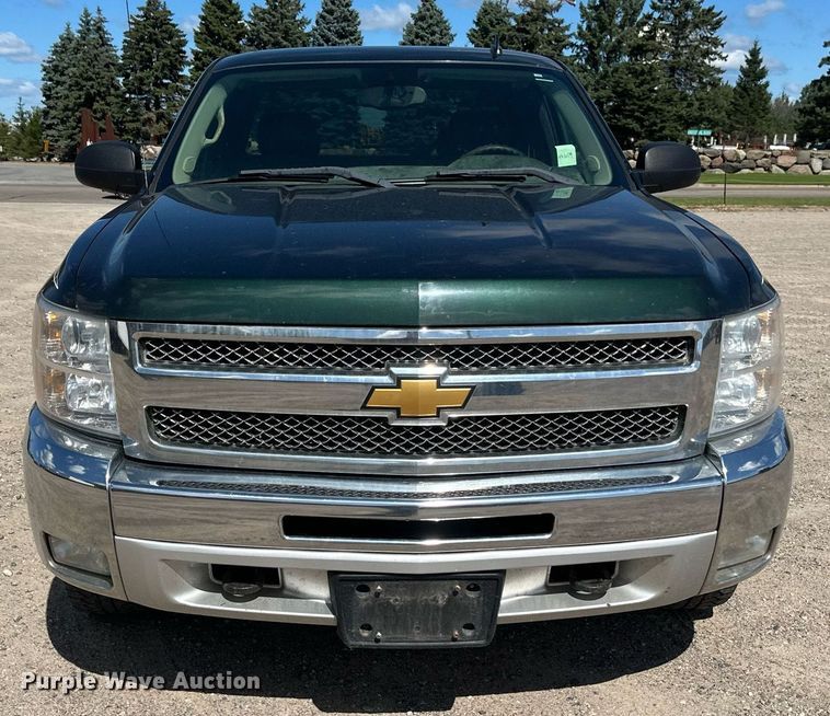 image for item DT6257 2013 Chevrolet Silverado 1500 Ext. Cab pickup truck