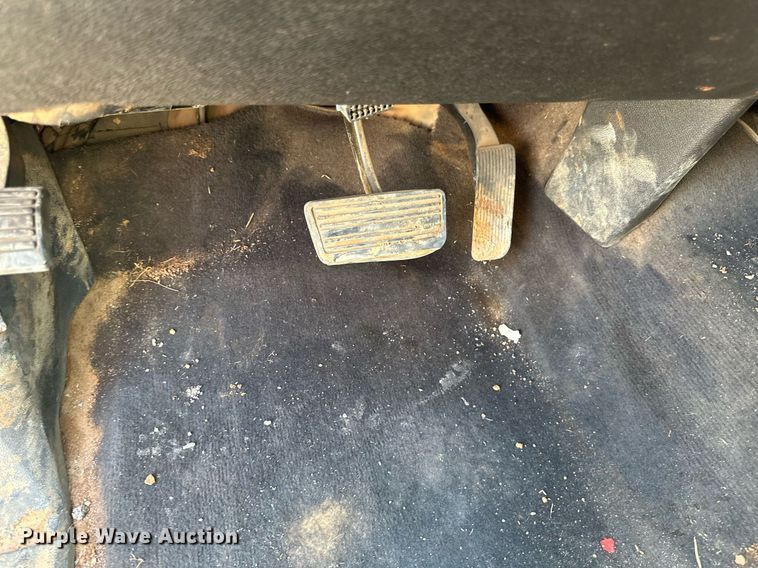 image for item DT6257 2013 Chevrolet Silverado 1500 Ext. Cab pickup truck