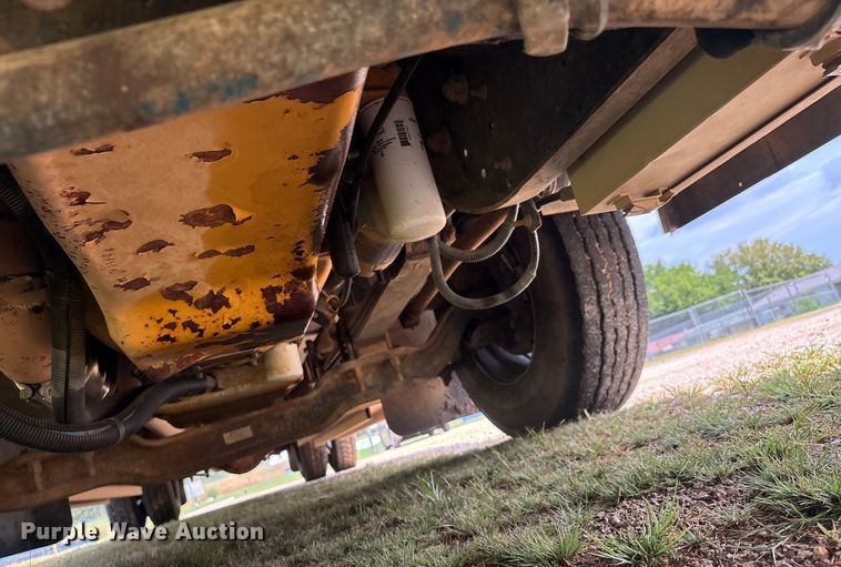 image for item DU1253 2006 Blue Bird All American school bus