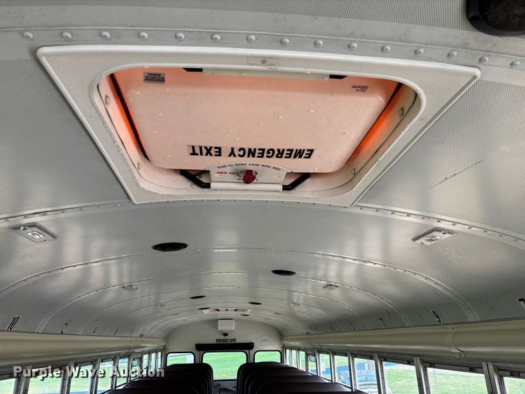 image for item DU1253 2006 Blue Bird All American school bus