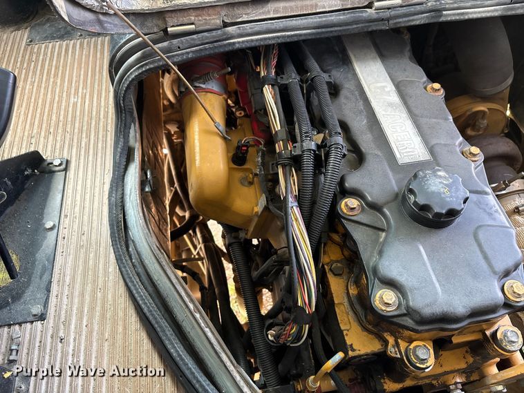 image for item DU1253 2006 Blue Bird All American school bus