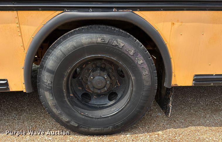 image for item DU1253 2006 Blue Bird All American school bus