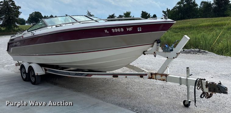 image for item DU1254 1989 Chaparral 2300 SX Sport boat
