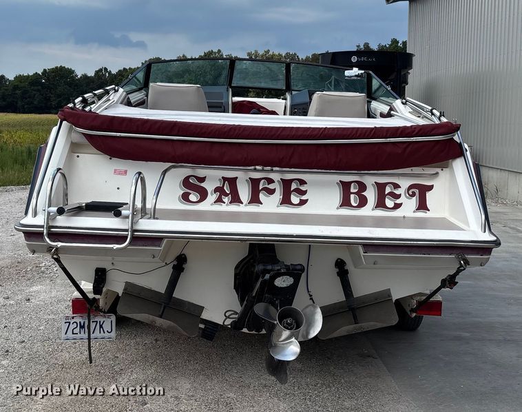 image for item DU1254 1989 Chaparral 2300 SX Sport boat