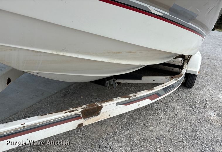 image for item DU1254 1989 Chaparral 2300 SX Sport boat