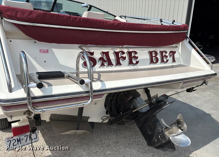 image for item DU1254 1989 Chaparral 2300 SX Sport boat