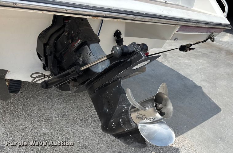 image for item DU1254 1989 Chaparral 2300 SX Sport boat