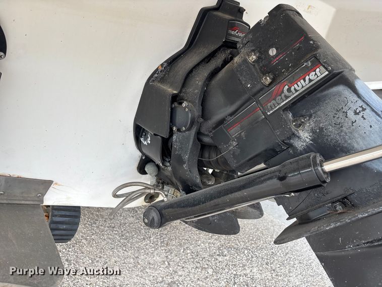 image for item DU1254 1989 Chaparral 2300 SX Sport boat