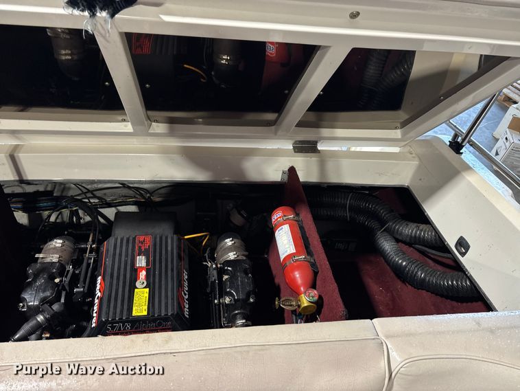 image for item DU1254 1989 Chaparral 2300 SX Sport boat