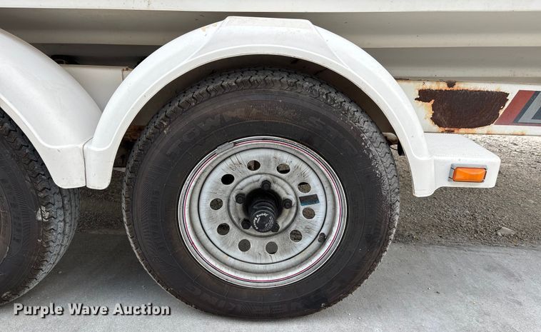 image for item DU1254 1989 Chaparral 2300 SX Sport boat